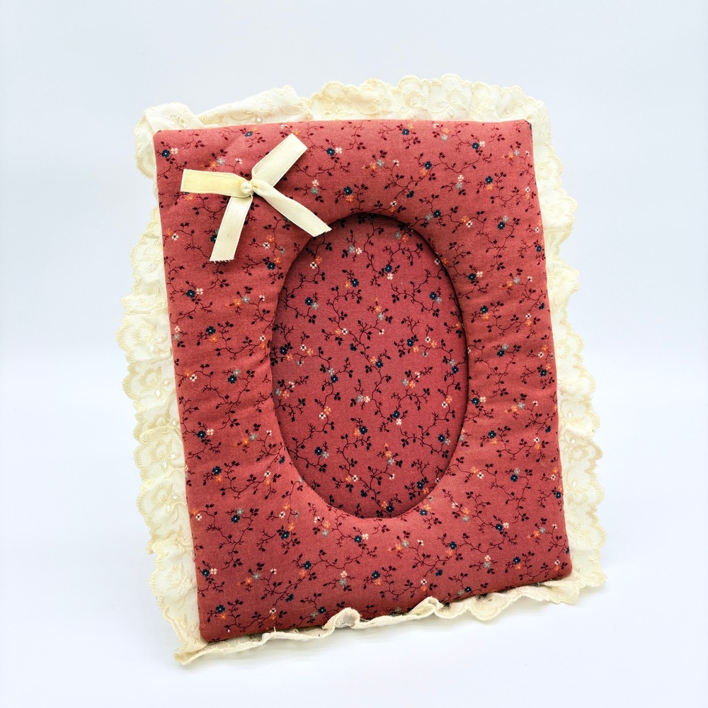 Vintage Floral Padded Fabric Photo Frame Lace Ruffle Cottagecore Decor